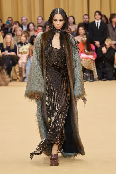 Look 20